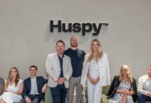 Left to right: Patrick Hayden, Founder, LuxuryX, Mark Castley, CEO of Real Estate, Huspy and Georgia Peacock, with members of the LuxuryX team | AI PropTech News
